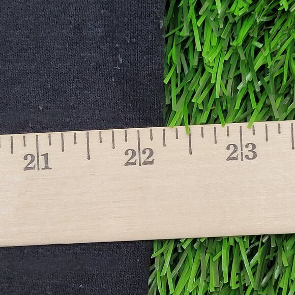 Whitney-Houston Sweatshirt Womens Large 22x26 Black - Picture 6 of 12